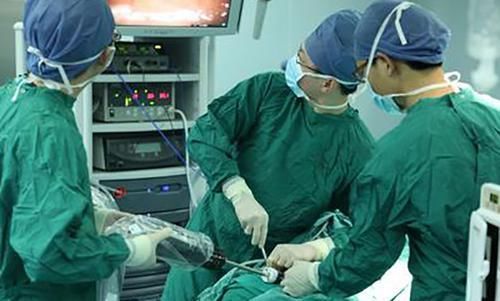 威胁健康的“头号杀手”，久坐引起的4种疾病，第4种最严重