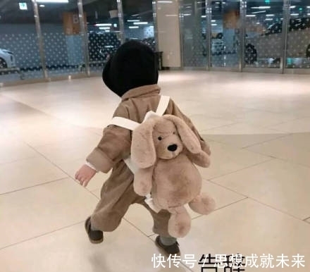 |幽默笑话:哥们来电:“兄弟,俺明天结婚,一定来啊。”