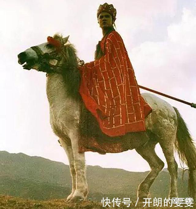 孙悟空偷人参果,只分给了猪八戒和沙僧,为啥不给白龙马分一个