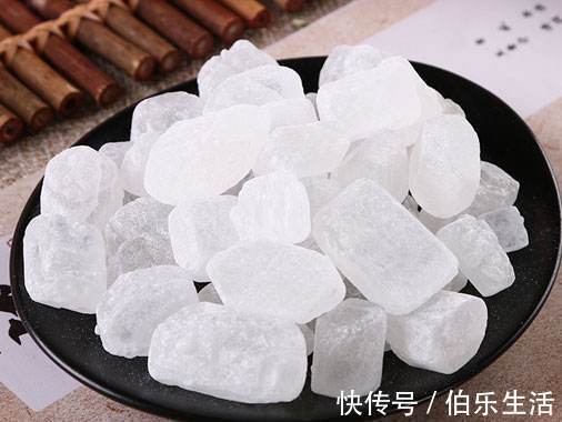 黑暗料理|手麻是颈椎病吗冰糖加一物,消除肩颈疼痛,中风也会远离你