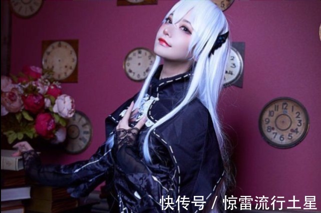 次元壁|Re0艾姬多娜的COS,高挑身形展现优雅,侧脸微笑突破次元壁