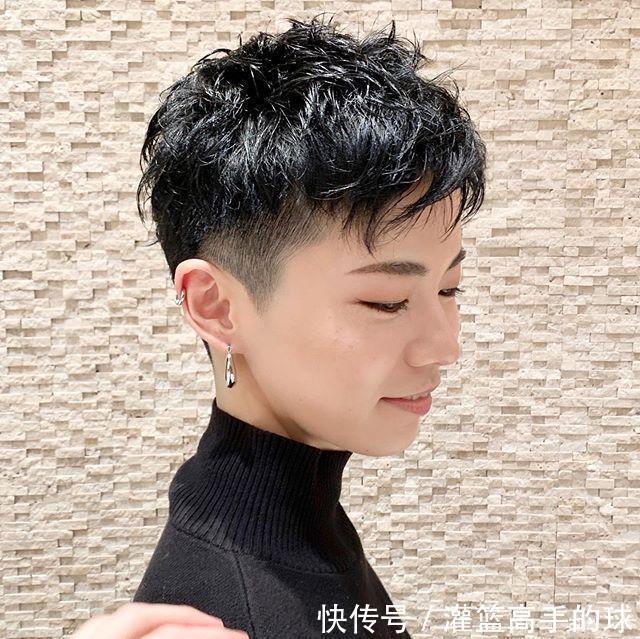 时尚 女人过了40岁发型这样剪,时尚利落又洋气,显小10岁都不止