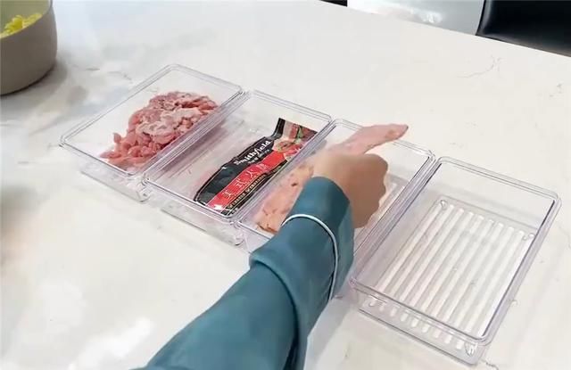保鲜袋|“强迫症”姑娘整理冰箱，食材严格收纳归类，网友：引起舒适