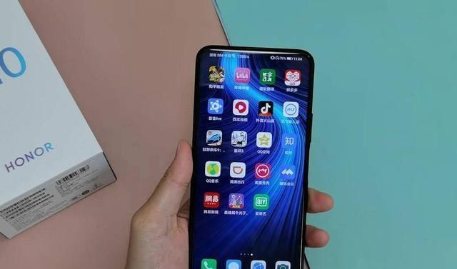 机型|买手机千万别跟风目前性价比很高的3款机型盘点,你买对了吗