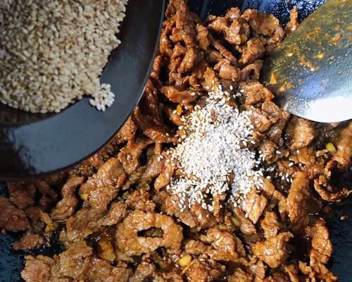 牛肉这样做，鲜香嫩滑爆下饭！上桌就抢光！