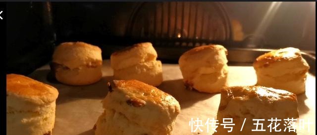 「司康松饼」成功完美有窍门，松软美味零失败，下午茶必吃！