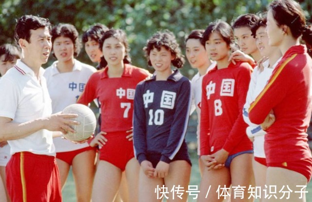 中国女排|还记得女排唯一的5冠王吗?事业成功如今身价上亿,女儿清华博士