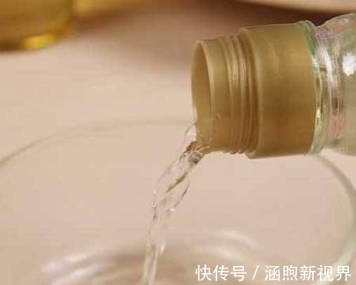 过年大扫除,杯子有异味如何清洗教你3招清洗杯子,干净又卫生