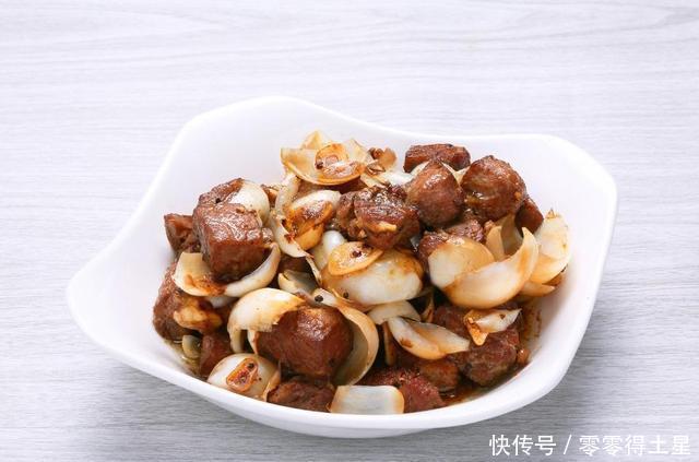 维他命四道菜要常给家人吃，再贵也不能省，提高免疫力，营养又补钙