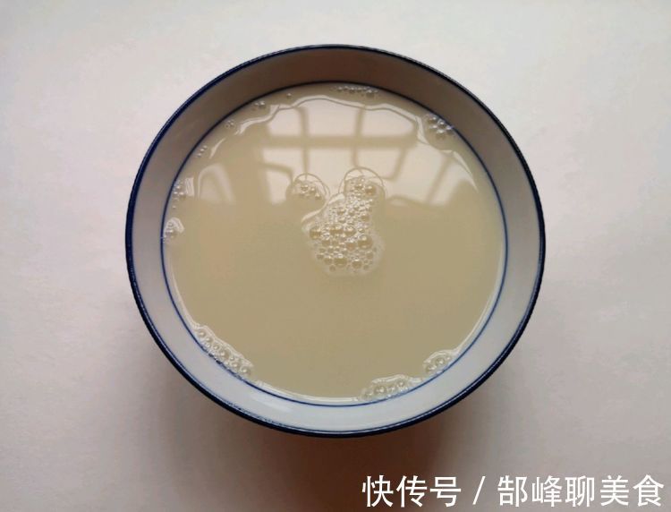 面团|零失败的黑麦粉馒头,营养美味,低脂健康,吃到饱也不怕长肉