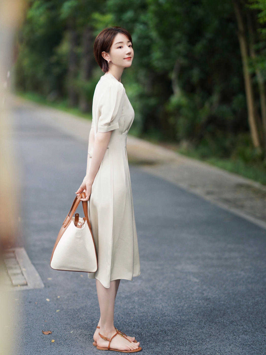 时尚|夏季穿搭在搭不在多,多穿这几款时尚单品,让你美翻整个夏天