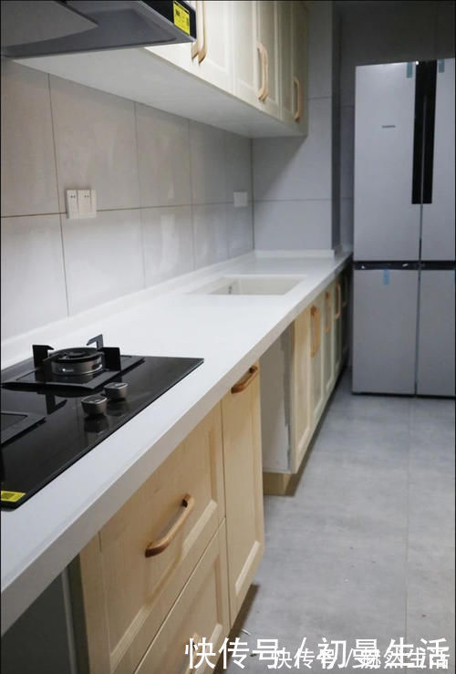 收纳|没有玄关也不愁,学学他家房门两侧装满柜子,比独立玄关还能装!