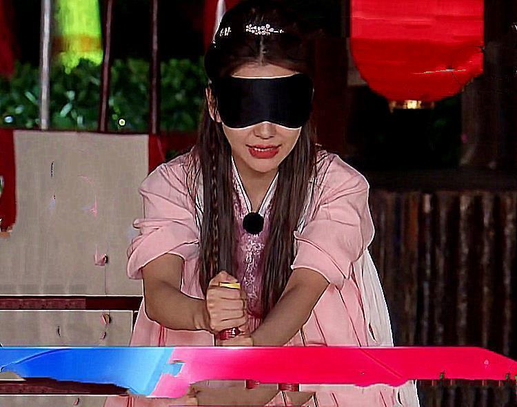 00后|跑男下期未播先火,只因请来两位00后最爱明星,网友熬夜也要追