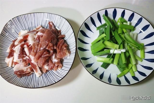 入冬之后,它是我家最常吃的一道菜,3种食材一锅炖,简单好吃