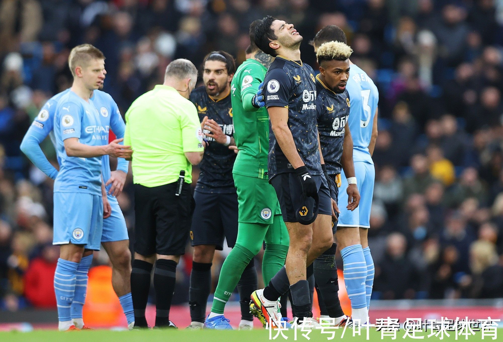 英超巨舰|1-0！英超巨舰6连胜：1亿先生6米空门不进，对方愚蠢红牌