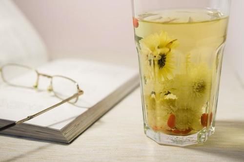 春季易“上火”缠身,4种方法,帮你解决