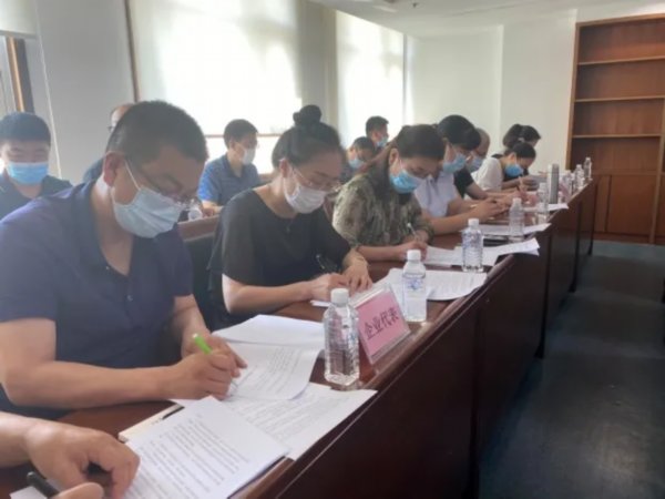 威海市“医疗器械安全宣传周”活动展播|基层动态 | 发放