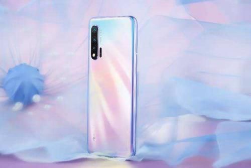 炸锅|华为最强千元机,麒麟990+4100毫安电池,花粉炸锅了