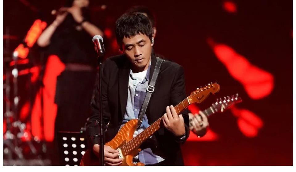 《闪光的乐队》开播，阵容豪华到没朋友，那么节目好看吗？