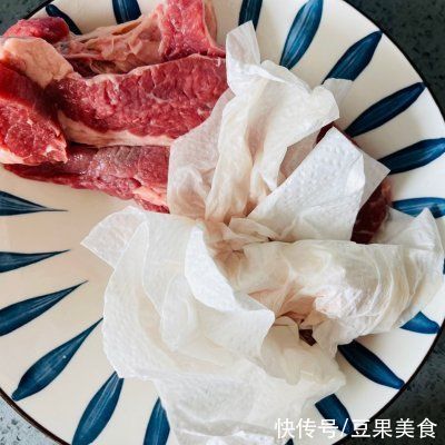 牛排|#烤究美味 灵魂就酱#新手也能成功的黑椒牛排