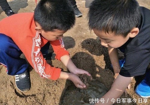 这3种孩子大多是“假聪明”，长大后多半没出息，家长还沾沾自喜