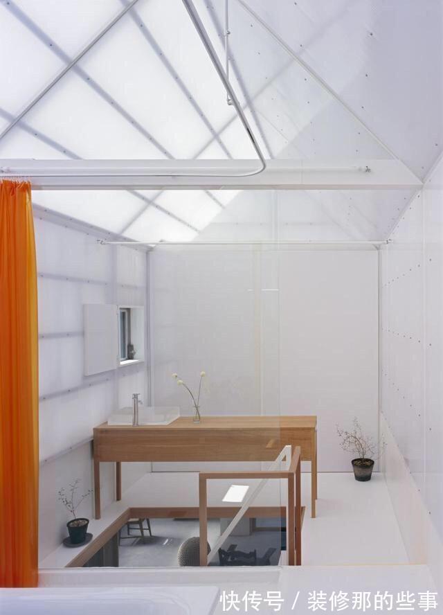 房屋|这个不到80平的小宅,只因为一个巧妙的构思,就变成了下沉式别墅