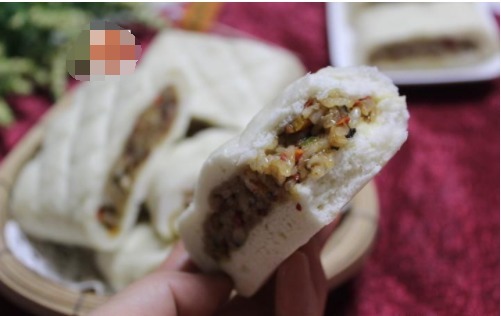 教你一个面食新吃法，一炒一蒸，简单美味，好吃又好看！