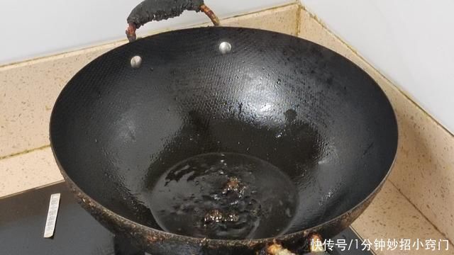 腌辣椒的季节到了,教你腌辣椒方法,做法简单,存放一年都不坏