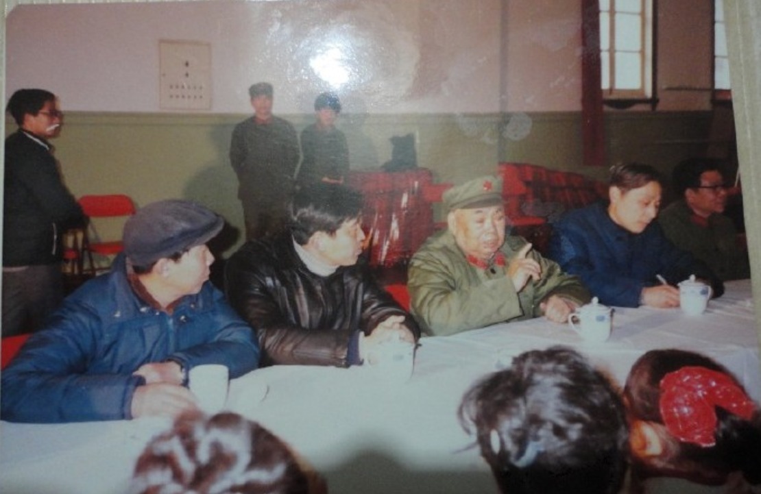 开国|中将王近山被开除党籍后是如何复出的？多亏许世友和这位开国少将