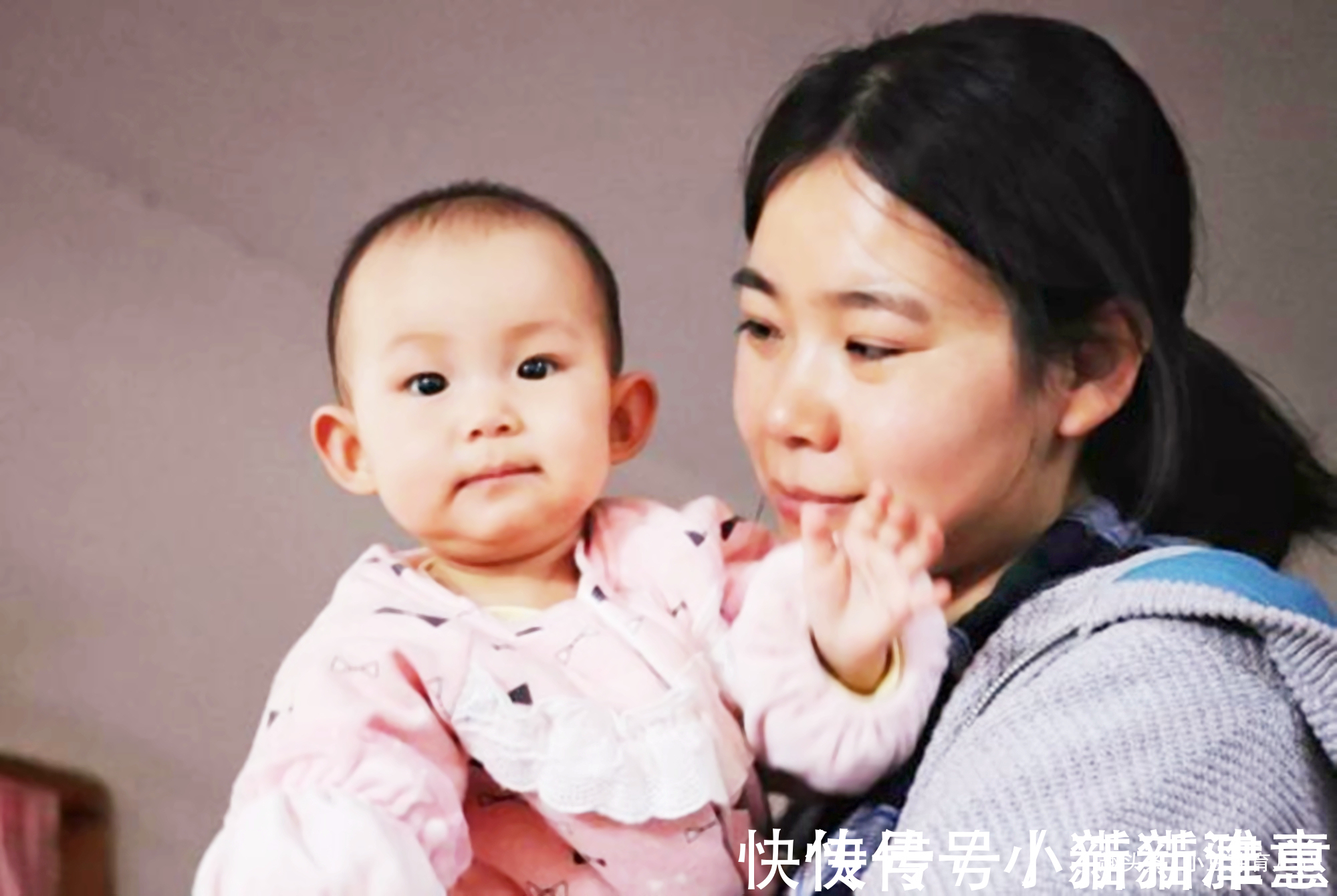 辅食|宝宝8个月还没长牙,不要只想着补钙,这四种情况也影响长牙早晚