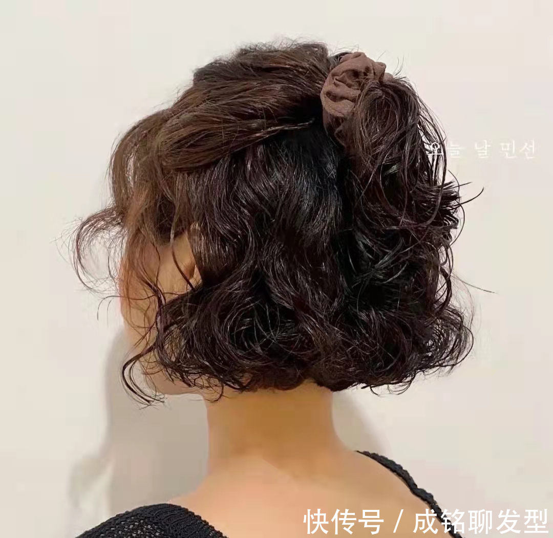 卷发|这种烫法才是真正的免打理,20~60岁都适合的卷发,随意又自然