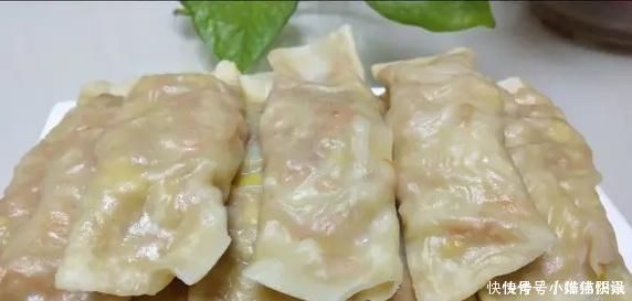 面粉不要再做馒头了,教你新吃法,晶莹剔透有营养,看着就想吃