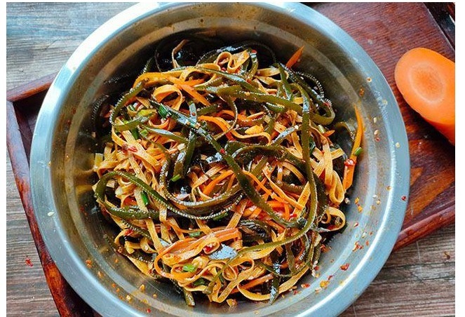 我家一周吃3回的菜,食材烫一烫,浇点料汁拌一拌,天热吃真爽口