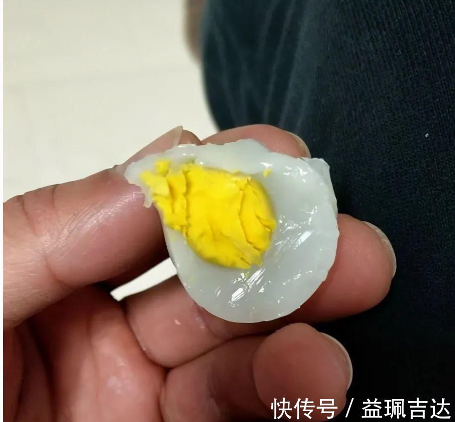 鸡蛋、鸭蛋、鹅蛋、鹌鹑蛋、鸽子蛋,这么多蛋,哪种最营养?