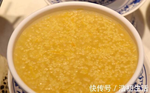 芹菜汁|4种食物看似减肥,实则“增重”,若管住嘴,体重也许悄悄下降