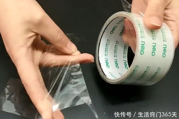 胶带上藏了个“小机关”,不用牙咬,不用剪刀,徒手就能撕胶带!
