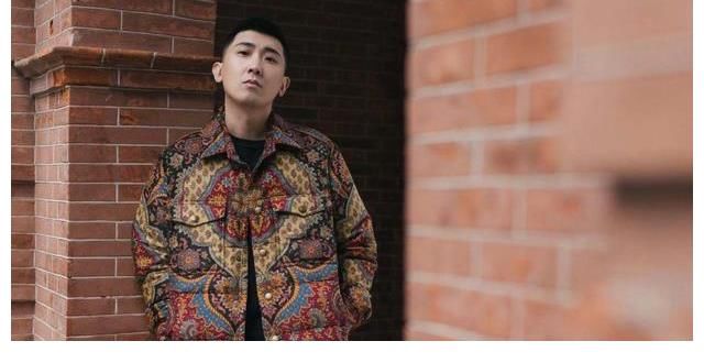 追光吧閃閃發光的尚九熙