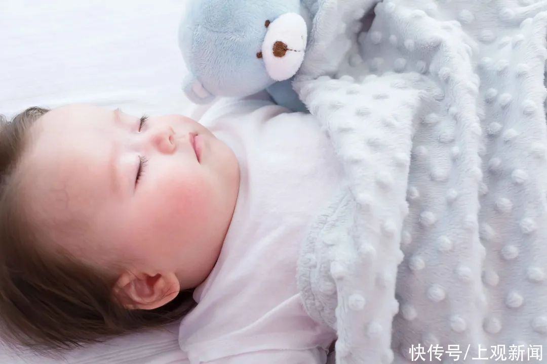 睡眠时长|2021年儿童睡眠时间表被疯传！你家孩子，睡对了没？