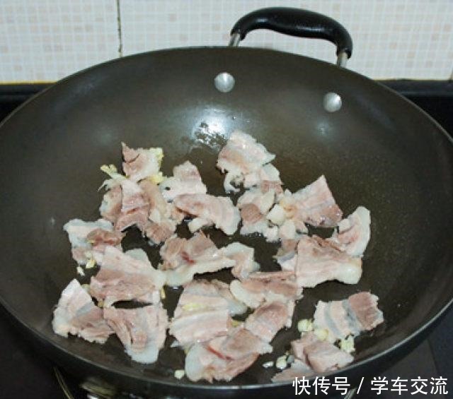 回锅肉,肥而不腻,特别下饭,步骤详细,值得收藏