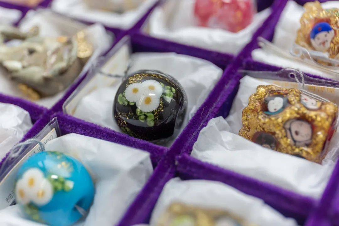 玻璃珠#他在玻璃中作画,将微小世界的美展现得淋漓尽致!