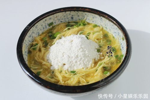 土豆|土豆如此做,柔软香嫩,是菜又是饭,快手早餐,它是首选