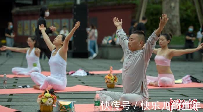 徐琳|四川峨眉山森林瑜伽节启幕
