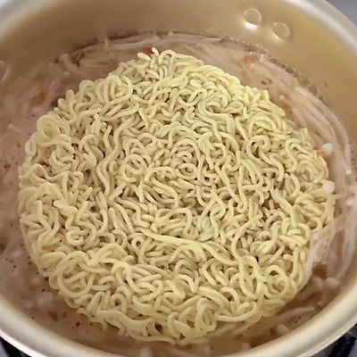 金针菇肥牛快手面