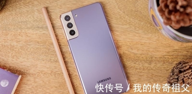 手机|发布十个月下跌2300元，256GB+6400万，IP68防水旗舰售价大跳水