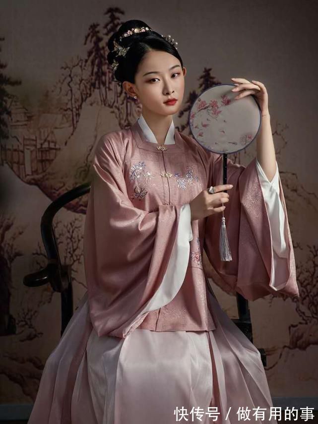 饱和度|别人穿汉服像“卖家秀”，你穿汉服却像“买家秀”原因出在这里
