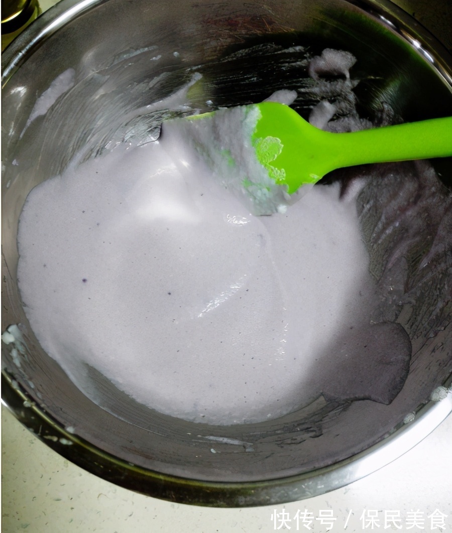 蓝莓|1碗糯米粉,1碗紫薯粉,教你做软糯香甜的紫薯米糕,好看还好吃