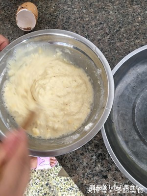 茄子别再红烧了，不蒸也不炒，一次五个不够吃，全家都叫好