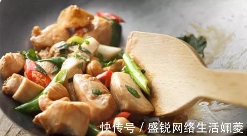 健美达人|为什么健美达人爱吃鸡胸肉?