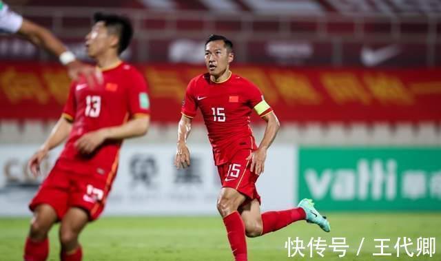洛国富|千夫所指,骂声一片!李铁收获2万条评论,黄健翔连发4条内涵信息