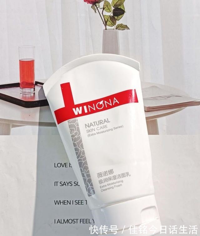 护肤品 跟风乱入护肤品=毁容式护肤!孕期护肤注意这些,避免产后老三岁!